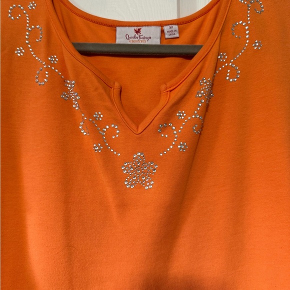 Blouse - Picture 2 of 3